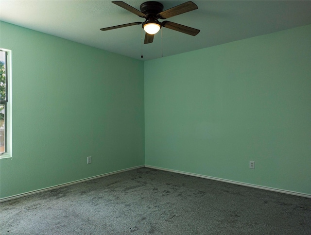 920 Kendall Dr, Arlington, TX 76001 - carpeted empty room featuring ceiling fan and baseboards