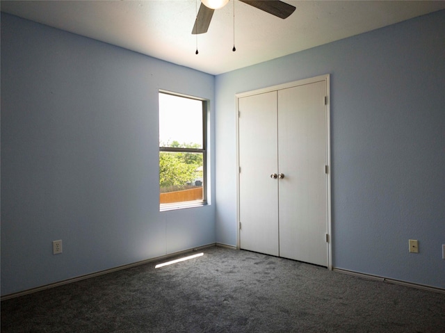 920 Kendall Dr, Arlington, TX 76001 - unfurnished bedroom featuring carpet floors, ceiling fan, and a closet