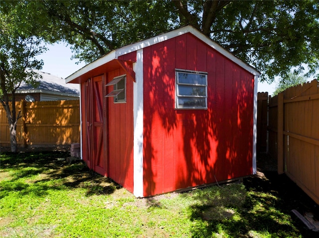 920 Kendall Dr, Arlington, TX 76001 - view of shed