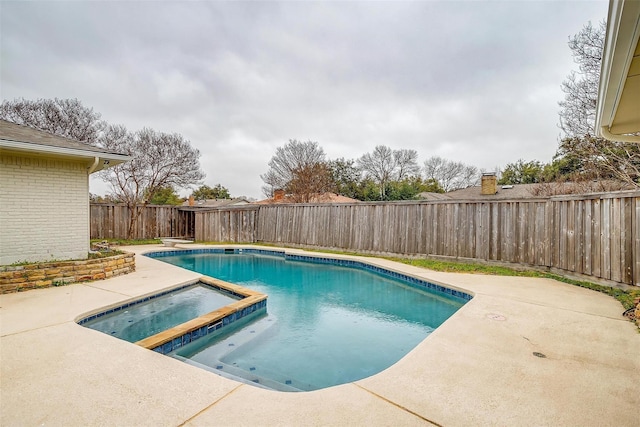 7116 Town Bluff Dr, Dallas, TX 75248 - view of swimming pool with a patio area, a fenced backyard, and an in-ground hot tub