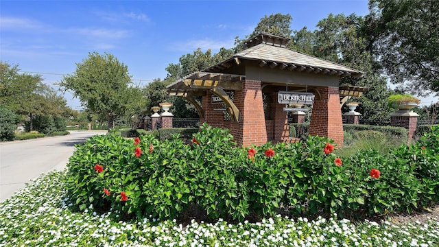 view of outdoor structure