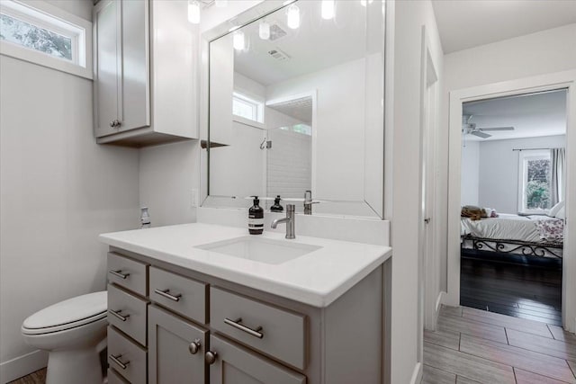 3813 Mattison Ave, Fort Worth, TX 76107 - bathroom with vanity, plenty of natural light, ensuite bath, and ceiling fan