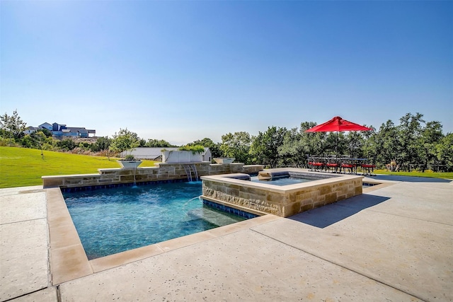 2161 Eagles Ridge Dr, Weatherford, TX 76087 - outdoor pool featuring a lawn and a patio