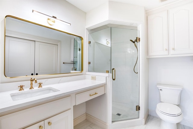 full bath with baseboards, a stall shower, toilet, and vanity