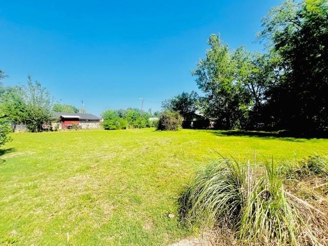 438 Atkins St, Sulphur Springs, TX 75482 - view of yard featuring a rural view