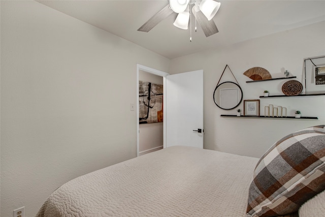 bedroom with ceiling fan