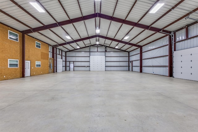 6100 Old Clarksville Rd, Reno, TX 75462 - garage with metal wall