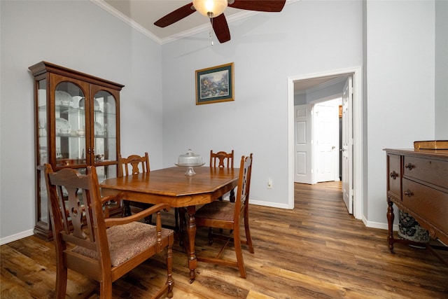 516 Hazelnut Ct, Saginaw, TX 76179 - dining space featuring ornamental molding, ceiling fan, wood finished floors, and baseboards