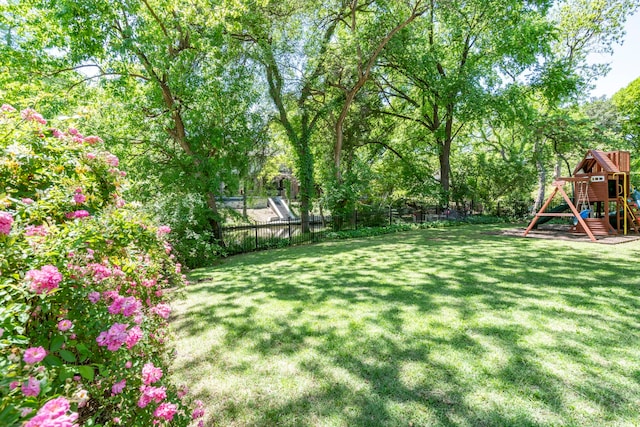 6726 Williamson Rd, Dallas, TX 75214 - view of yard with a playground