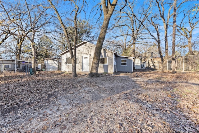 exterior space with fence