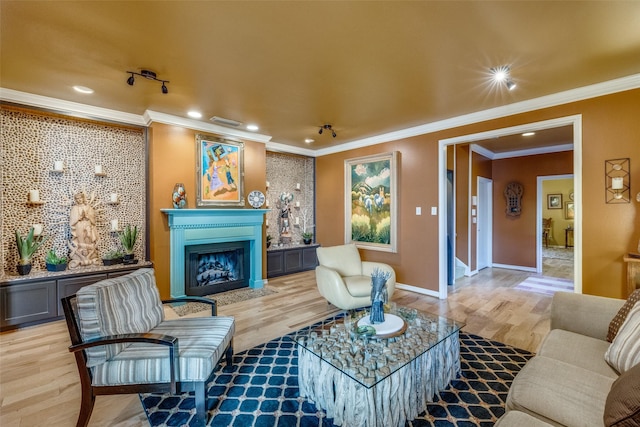 5713 Pershing Ave, Fort Worth, TX 76107 - living area featuring a fireplace with flush hearth, wood finished floors, and recessed lighting