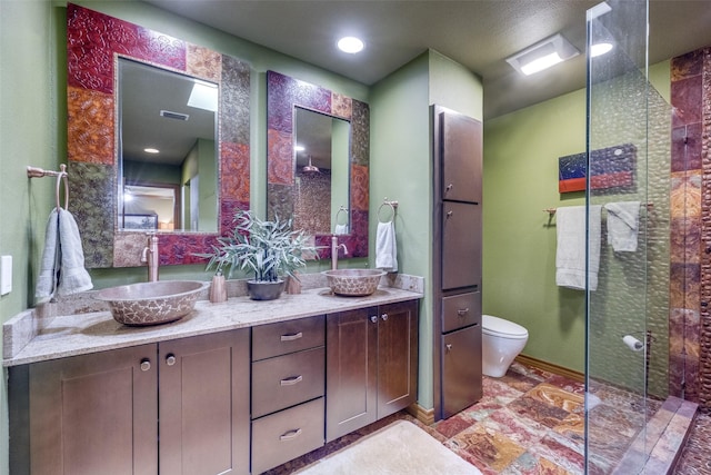5713 Pershing Ave, Fort Worth, TX 76107 - full bath featuring toilet, a sink, and a tile shower