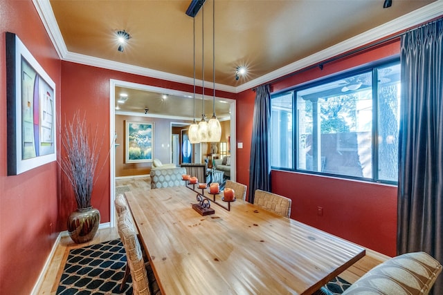 5713 Pershing Ave, Fort Worth, TX 76107 - dining room featuring recessed lighting, crown molding, baseboards, and a notable chandelier