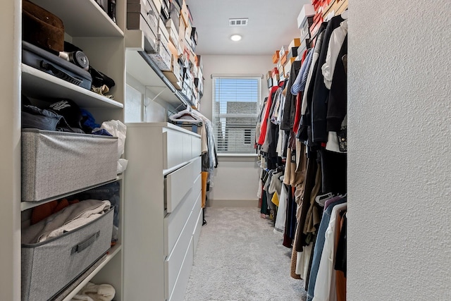 2635 Carmelita St, Dallas, TX 75212 - spacious closet featuring light carpet
