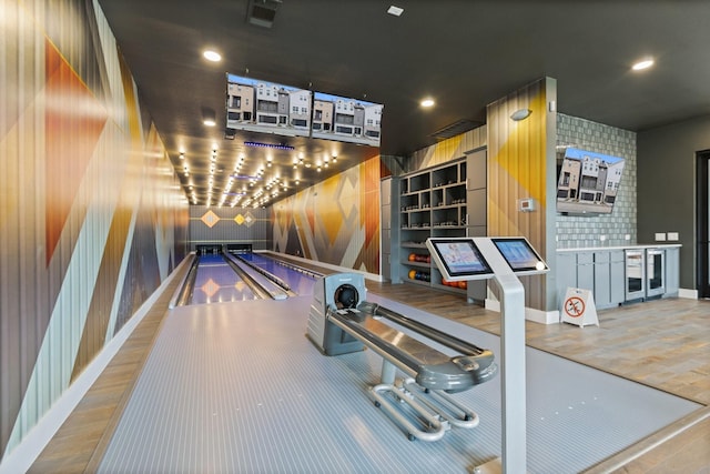 2635 Carmelita St, Dallas, TX 75212 - workout area featuring a bowling alley and recessed lighting