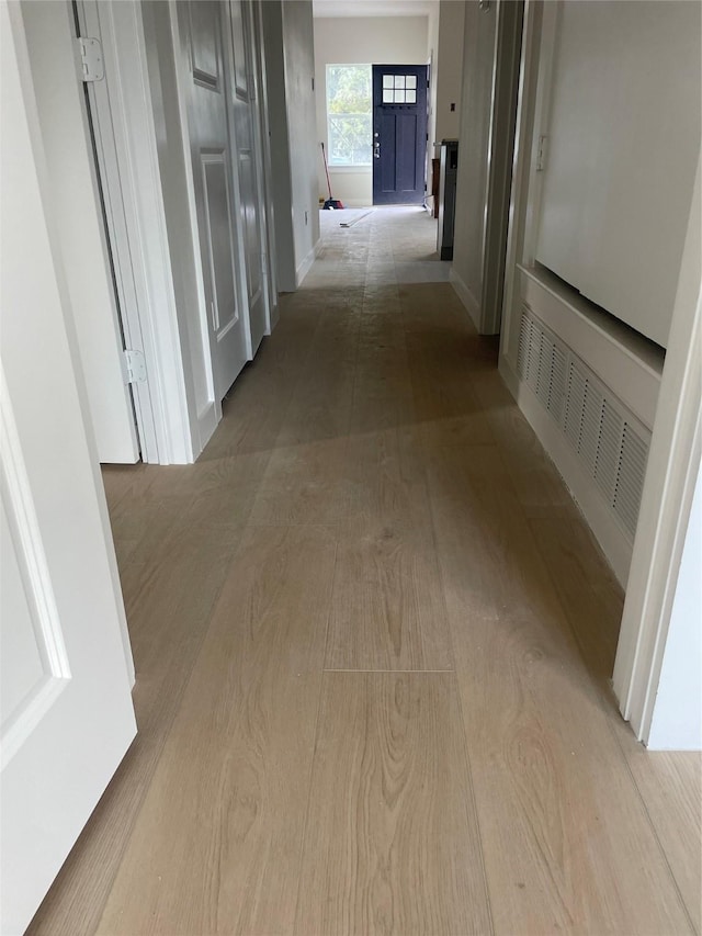 2510 Oxford Ave, Fort Worth, TX 76106 - hall with visible vents and baseboards