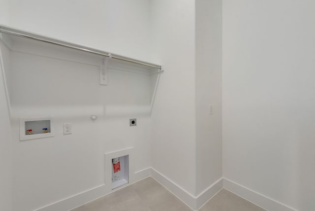 636 Caprice Blf, Fate, TX 75189 - clothes washing area featuring laundry area, hookup for an electric dryer, hookup for a gas dryer, hookup for a washing machine, and baseboards
