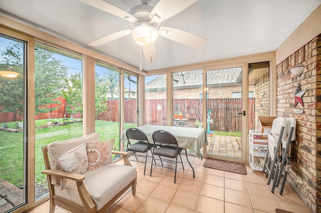 5625 Guadalajara Dr, North Richland Hills, TX 76180 - sunroom featuring a ceiling fan and outdoor dining space