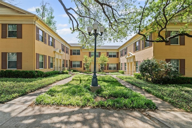 view of home's community