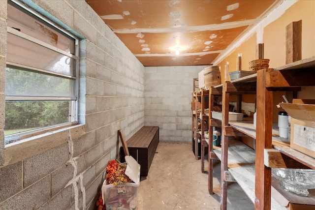 1302 E 1st St, Mount Pleasant, TX 75455 - view of storage area