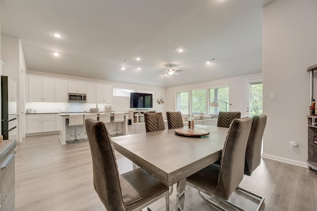 dining room featuring recessed lighting, light wood-style flooring, baseboards, and ceiling fan