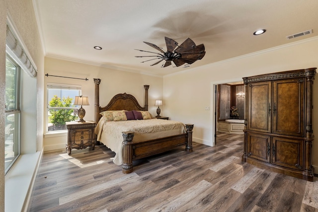 bedroom featuring recessed lighting, baseboards, visible vents, and dark wood-style floors