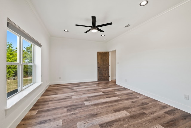 unfurnished room featuring recessed lighting, crown molding, visible vents, and a ceiling fan