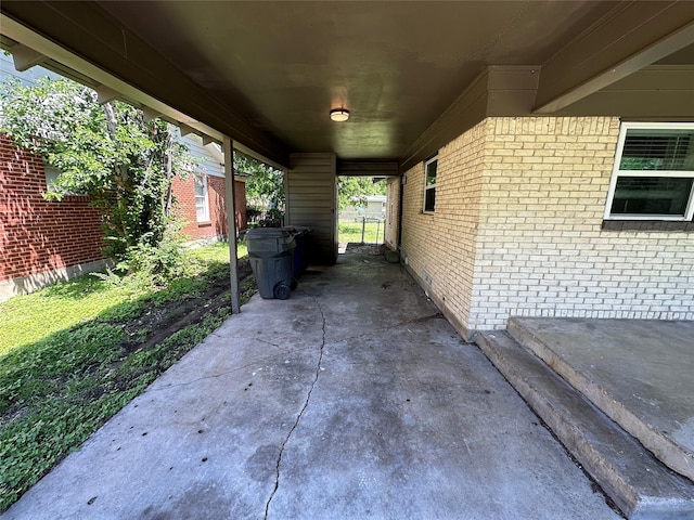 1928 Las Cruces Ln, Dallas, TX 75217 - view of patio / terrace