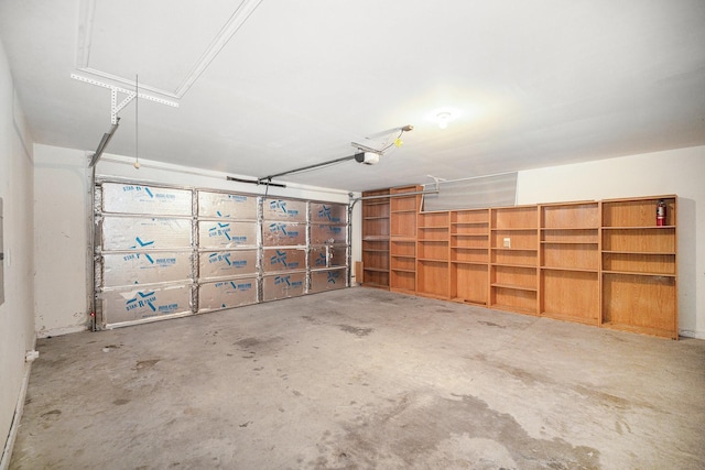 6132 Haley Ln, Fort Worth, TX 76132 - garage featuring a garage door opener