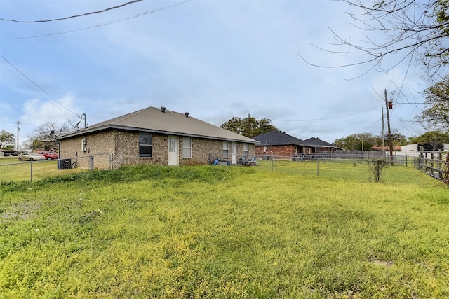 2545 E Renfro St, Burleson, TX 76028 - view of yard with fence