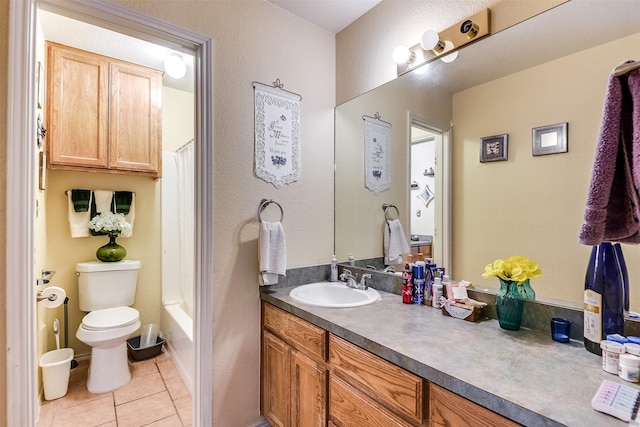 2545 E Renfro St, Burleson, TX 76028 - full bath featuring shower / tub combo, tile patterned floors, vanity, and toilet