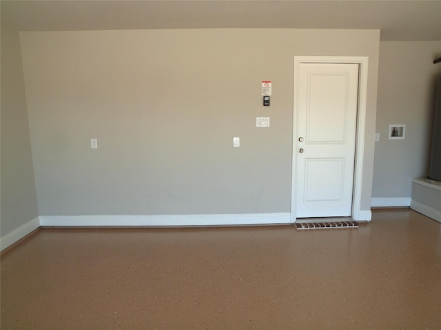 725 Raylan St, Springtown, TX 76082 - empty room with baseboards