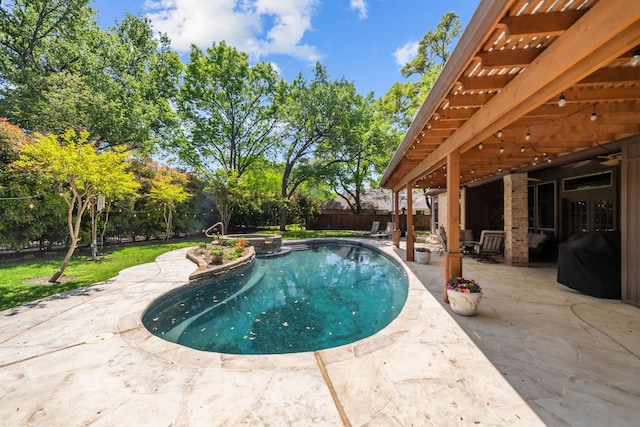 2020 Crown Knoll Ln, Plano, TX 75093 - view of swimming pool with a patio area, a pool with connected hot tub, a pergola, a fenced backyard, and grilling area