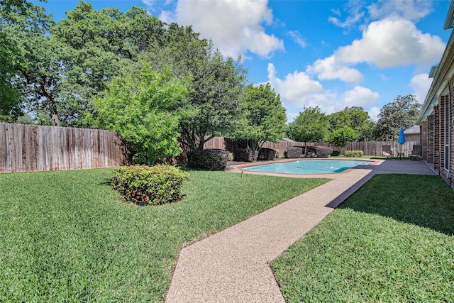 view of yard with a fenced backyard and a fenced in pool