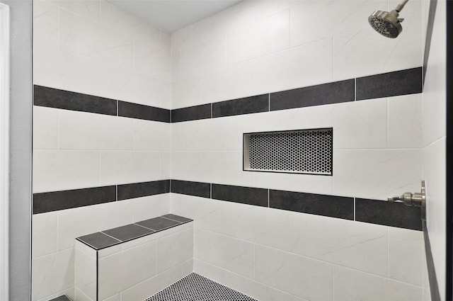 6709 Santiago Ave, Fort Worth, TX 76133 - full bathroom with tiled shower and pet washing station
