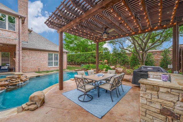 view of patio with a pergola, a ceiling fan, a fenced backyard, a grill, and an in ground hot tub