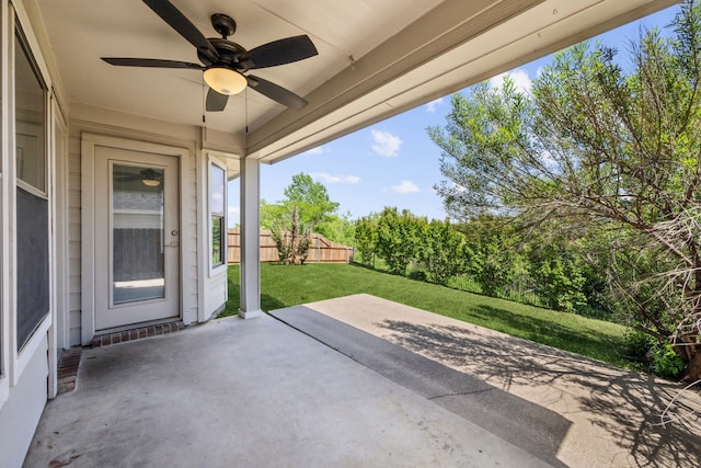 view of patio with a ceiling fan and a fenced backyard
