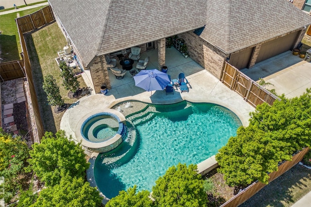 560 Southwestern Dr, Rockwall, TX 75087 - aerial view of property and surrounding area featuring a pool area