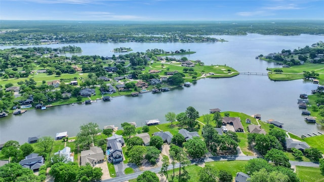 511 Kiowa Dr W, Lake Kiowa, TX 76240 - aerial view featuring a water view and a residential view