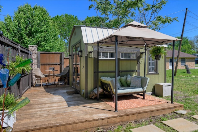 exterior space featuring fence