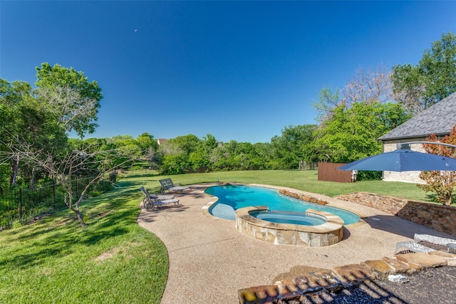 101 Crest Canyon Dr, Fort Worth, TX 76108 - view of pool with a patio, a lawn, and a pool with connected hot tub