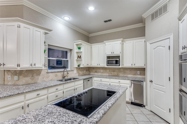 7021 Castle Creek Ct, Fort Worth, TX 76132 - kitchen featuring open shelves, stainless steel appliances, a sink, and visible vents