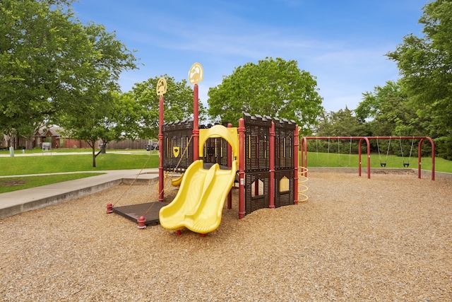 community play area with a yard