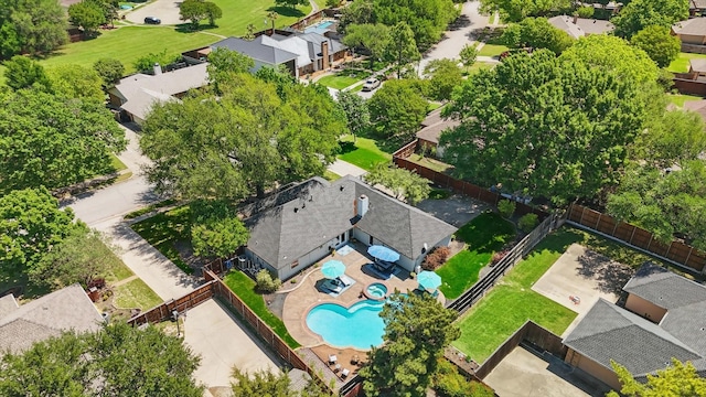 drone / aerial view featuring a residential view