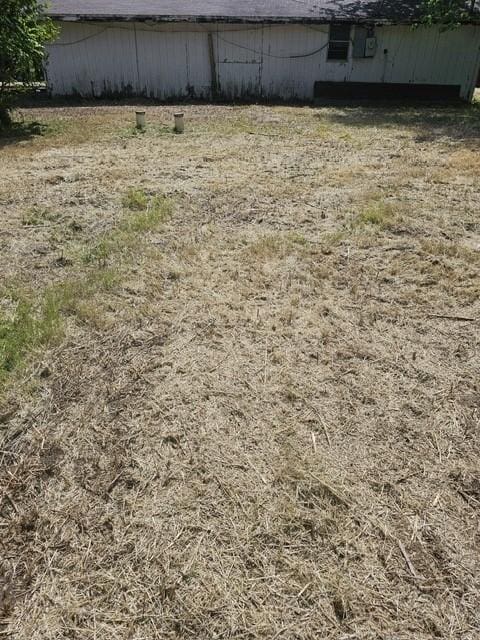 1726 County Road 279, Post Oak Bend, TX 75142 - view of yard with an outbuilding