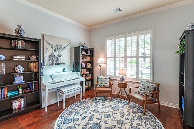 3226 Appleblossom Dr, Frisco, TX 75033 - sitting room with wood finished floors, crown molding, and baseboards