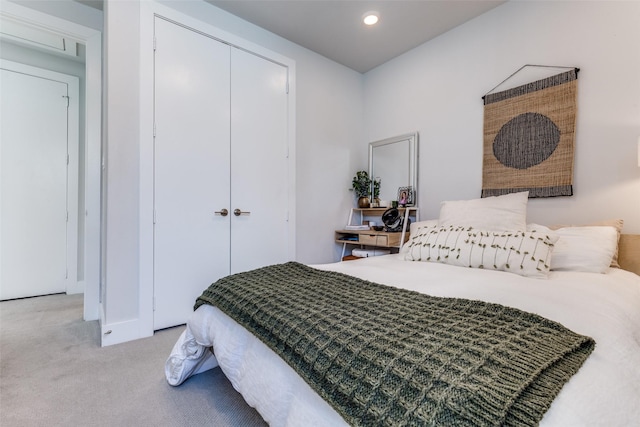 1922 La Croix Pl, Dallas, TX 75214 - bedroom featuring light carpet, recessed lighting, and baseboards