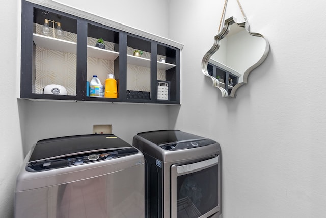 2209 Graystone Ct, Keller, TX 76248 - washroom featuring separate washer and dryer