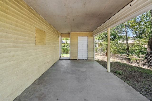 1206 E SE 2nd Ave, Mineral Wells, TX 76067 - view of patio / terrace with fence