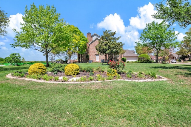 1701-1703 Weiskopf Dr, Heath, TX 75032 - view of grassy yard